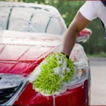 Microfiber chenille car wash glove for car cleaning and detailing